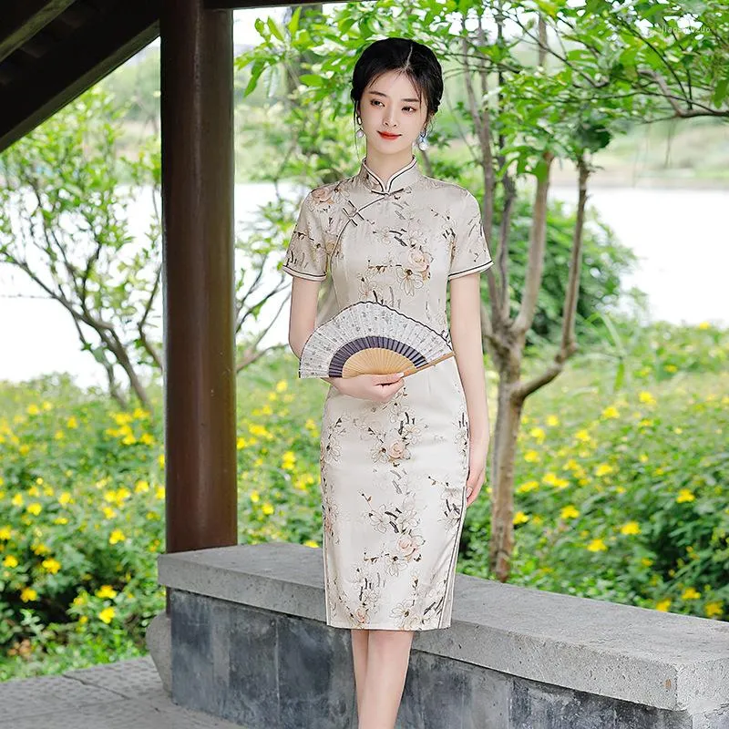 beige qipao