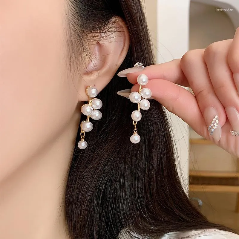 Vintage pearl 2024 clip on earrings