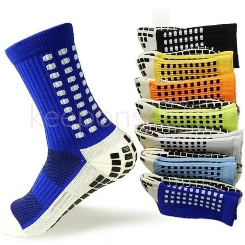 Chaussettes de football antidérapantes pour hommes athlétiques longs chaussettes de poignée sportive absorbantes pour le volleyball de football de basket-ball fonctionnant FY3332 AU17