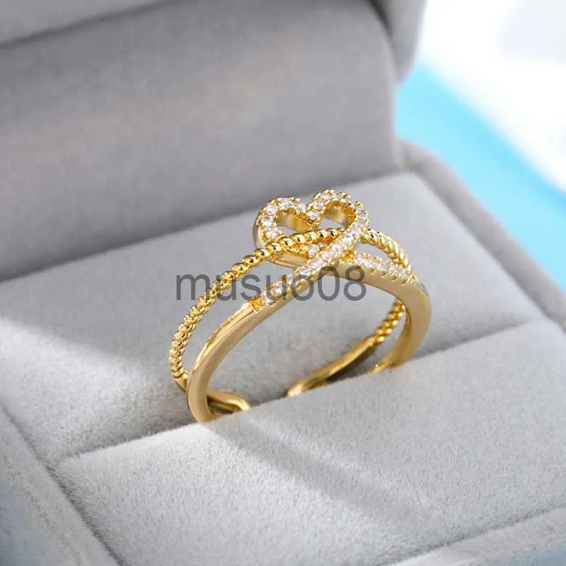 Pierścienie zespołowe pierścienie serce dla kobiet 2022 Modna biżuteria osobowość Regulowane otwieranie Pierścień Otwarcia Zwrotu podwójnej warstwy luksusowy prezent J230817