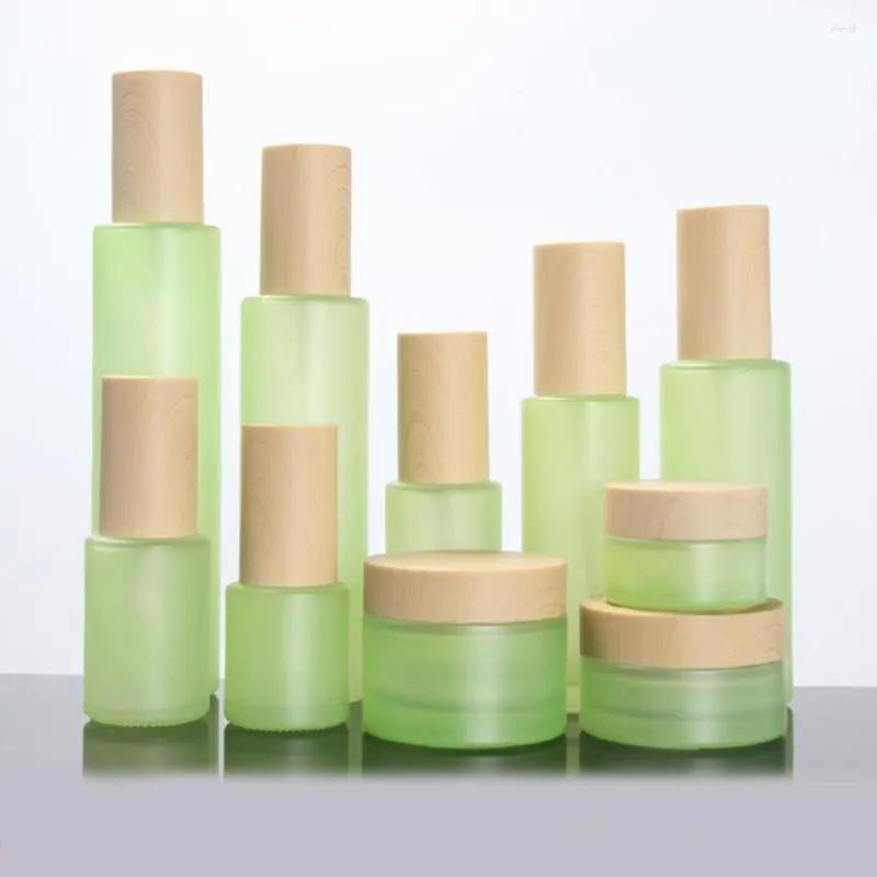 Bottiglie di stoccaggio lozione/bottiglia spray imballaggio da 120 ml di vetro verde/blu con coperchio a grana in legno