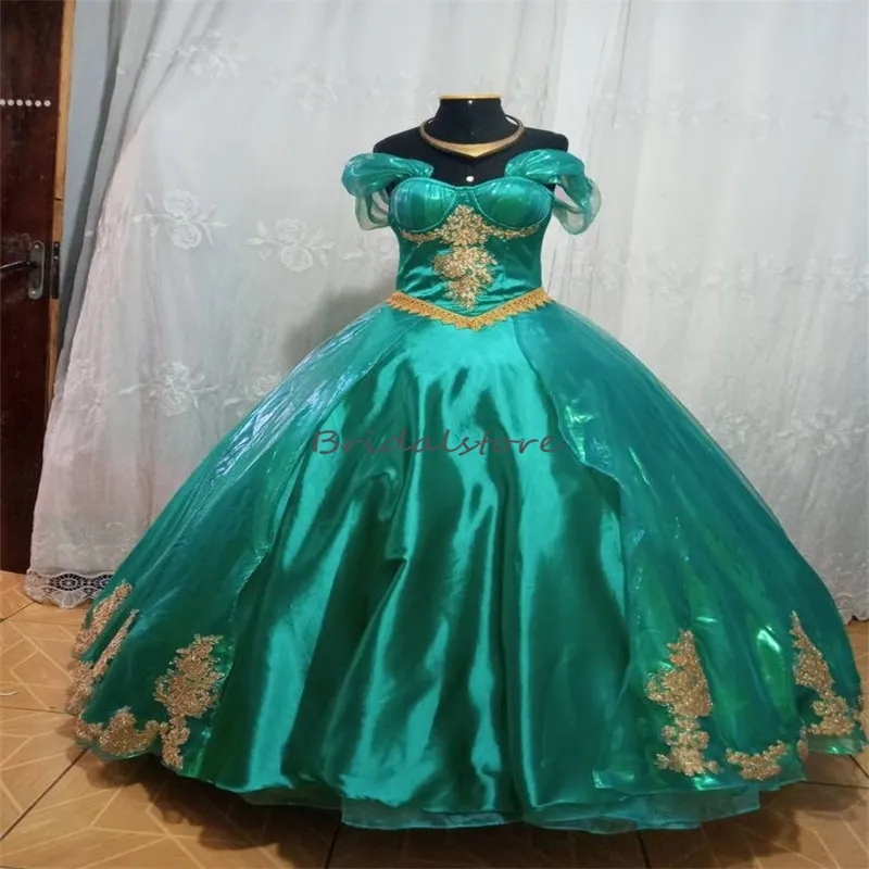Princess Gold Lace Ball Gown Dress for quinceanera, Cosplay, Birthdays - Green, Sleeves, Laces Up - Sweet 15 Years Old Prom Wear