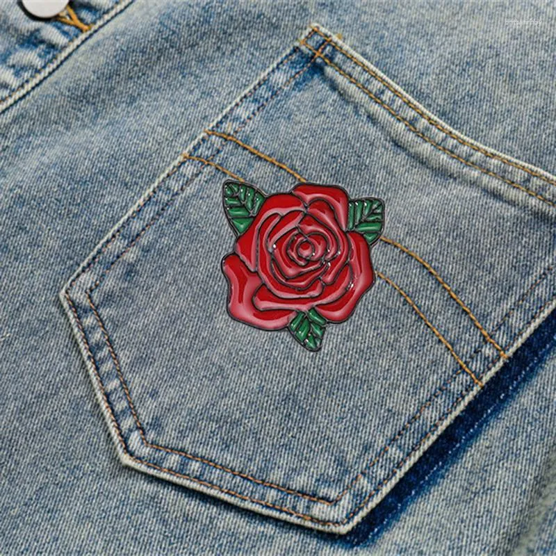 Broches desenho animado Red Flor esmalte o broche do broche Rose Fashion Fashion Pin