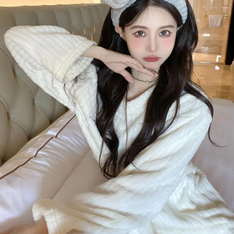 Women's Sleepwear Flannel Thick Long Sleeves Korea Autumn 2023 Warm Winter 2 Piece Suit Pajamas Set Ladies Casual Room Home Wear