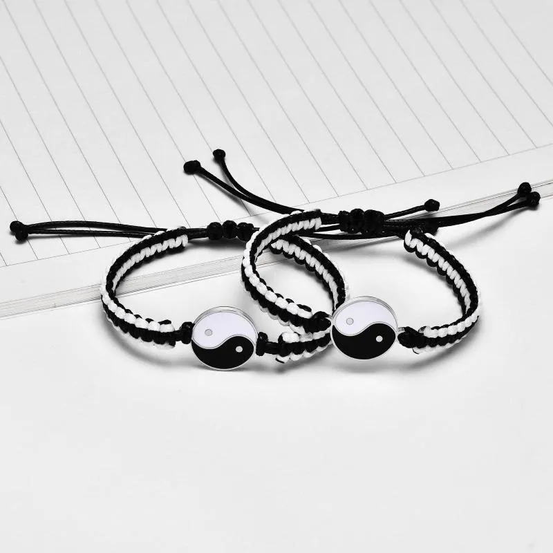 Braccialetti di fascino 2pcs/set in stile cinese coppia tai chi per donne uomini neri bianchi bracciale bracciale maschio gioiello fortunato accessorio