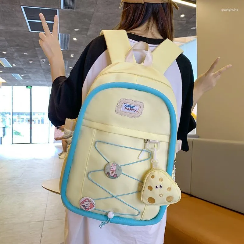 Schooltassen Midden voor meisjes Tieners Student Backpack Women Nylon Campus Bagpack Japanse Koreaanse stijl