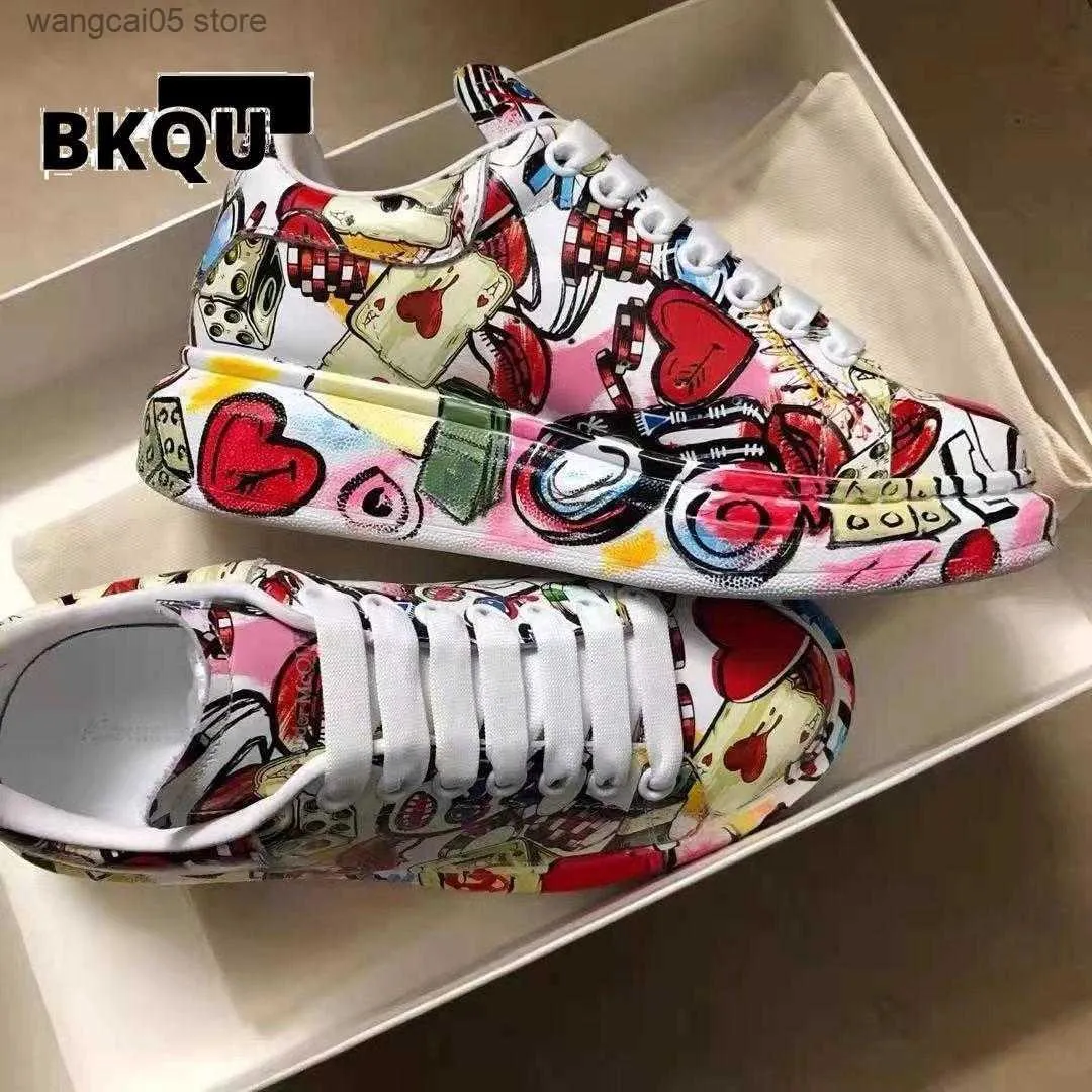 Dress Shoes 2023 Spring Autumn New Women's Chunky Sneakers Fashion Large Platform Graffiti Sports Shoes Classic Streetwear Luxury T230818