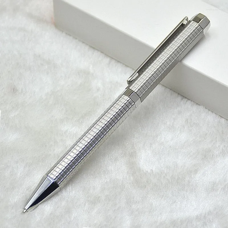 Silver Gold Black Metal Ballpoint Pen Grid Barrel Design Luxury Writing Stationery Gift Högkvalitativ kontorsförträdare Blue Ink