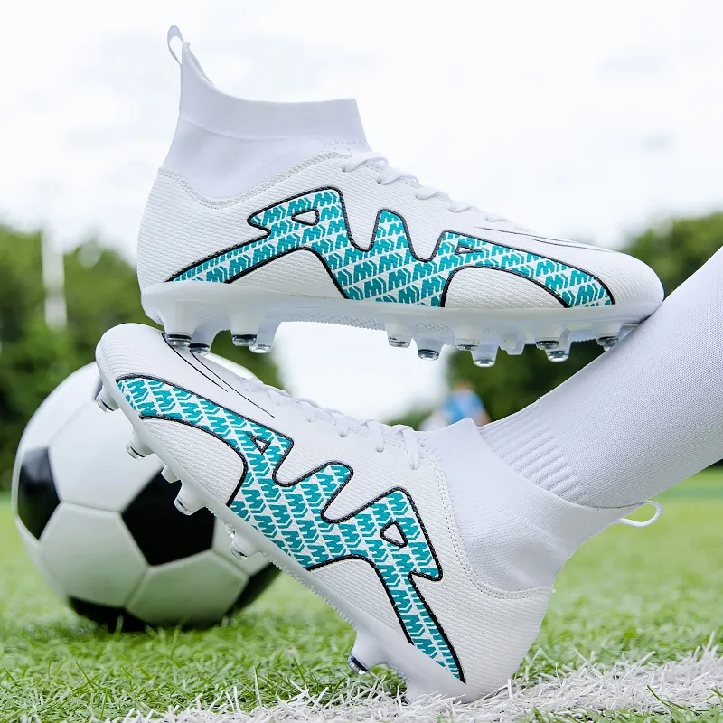 Los hombres botas de fútbol El fútbol profesional Fútbol Sala Botas de  tacos calcetines Zapatos Zapatillas de entrenamiento de Futbol Niño Zapatos  de fútbol - China Soccer+zapatos y botas de fútbol para