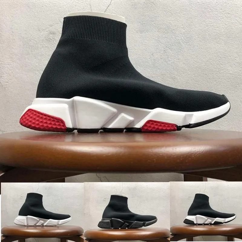 2023 Paris Designer Sock Shoes para mí Mujeres Triple-S Negro Blanco Rojo Zapatillas de deporte transpirables Race Runners Zapatos para hombre para mujer Deportes Botas al aire libre Eur 24-35