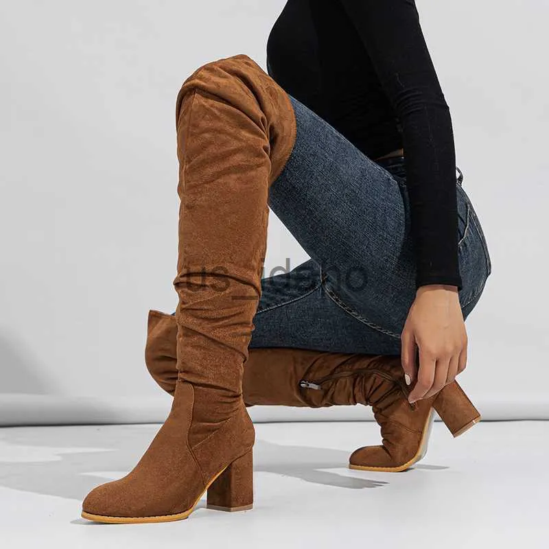 Stiefel 2023 Herbst/Winter Neuer Mode runden Kopf Faltene Elastizität Wildleder Reißverschluss Dicke Heels über knielangen Stiefeln für Frauen J230818