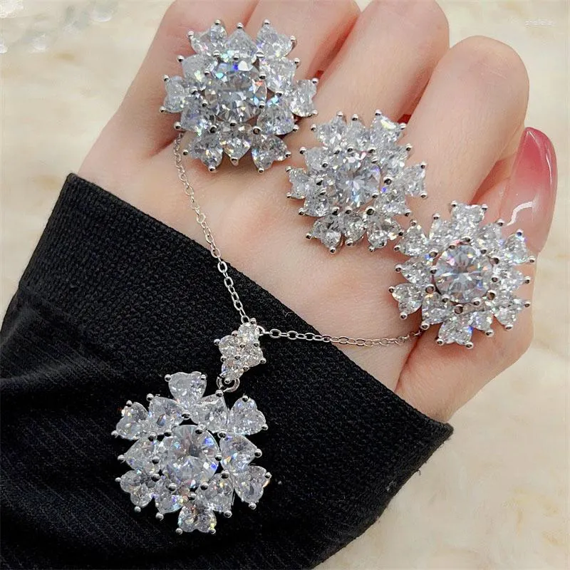 Halsbandörhängen Set Luxury Snowflake Ring For Women Bride Zirconia Jewelry Piercing Elegant Fashion Vintage Wedding Engagement