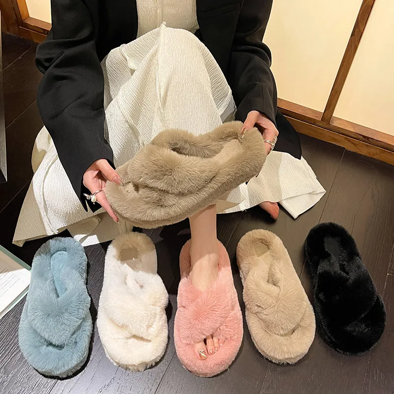 Slippers Classic Slippers شرائح للرجال للنساء شريحة الفراء شريحة اللون الوردي الأسود البيج فروي النعال رجال للسيدات حرة شحن الأحذية الشتاء الثلج في الهواء الطلق أحذية رياضية في الهواء الطلق