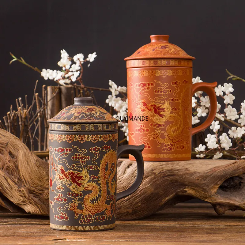 Mugs Retro Yixing Dragon Phenix Purple Clay Tea Mug with Lid and Infuser Handmade Ceramic Teacup Office Water Cup Gift Home Drinkware 230818