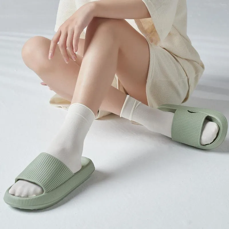 Terlik Kalın Platform Banyo Ev Kadın Moda Eva Kapalı Slaytlar Kadın Sandalet Yaz Slip Olmayan Flip Flops Claquette Femmes
