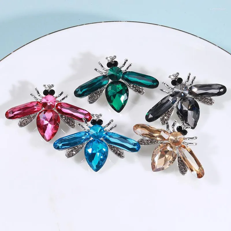 Brooches Female Fashion Green Blue Black Crystal Cute Bee For Women Luxury Silver Color Alloy Animal Brooch Safety Pins