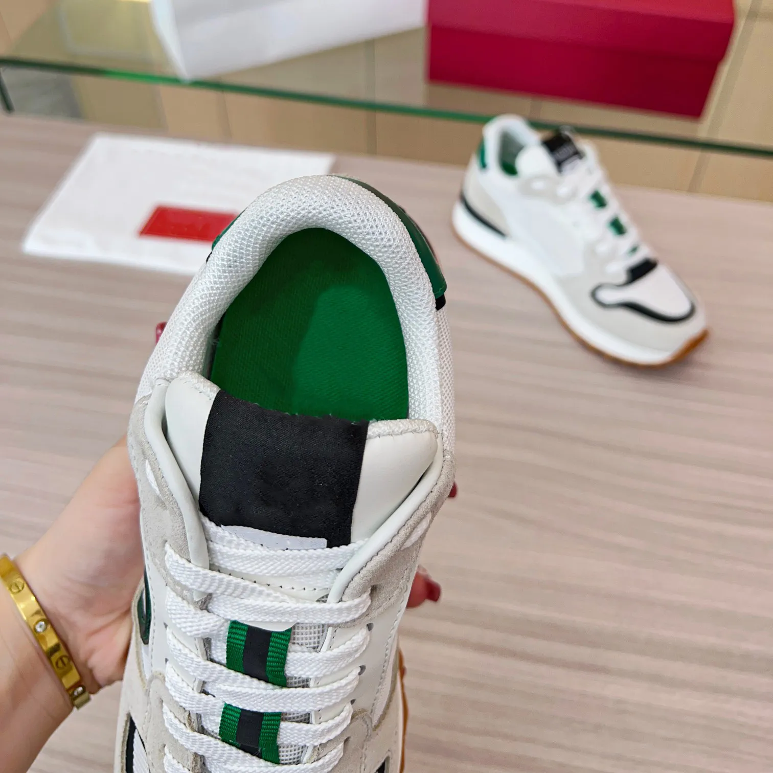 Scarpe a basso costo sale