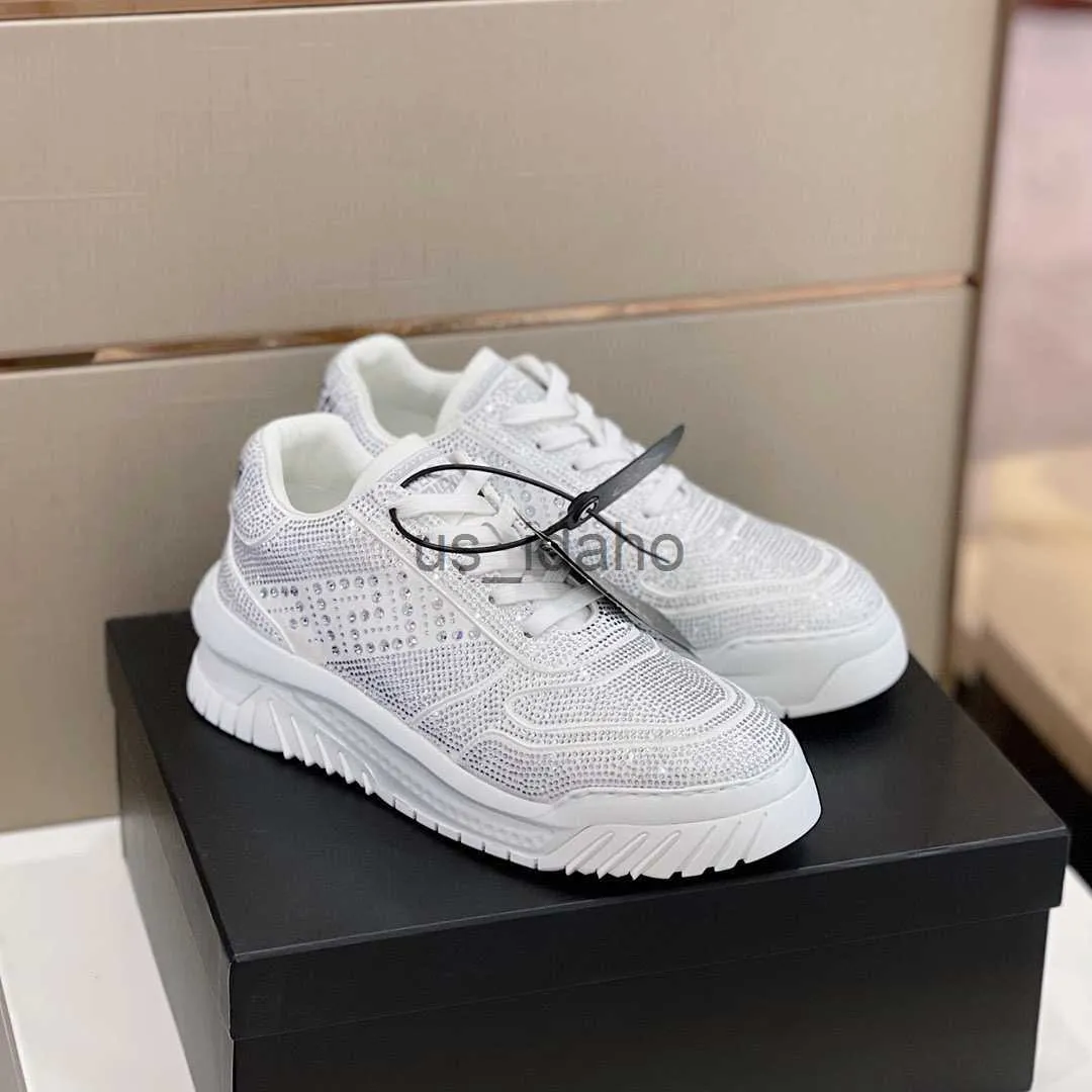 Dress Shoes Men High Quality Fashion Style Men Casual Shoes Comfortable breathable Mesh Outdoor Walking running Shoes J230818