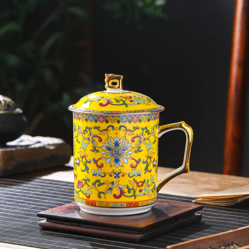 Canecas jingdezhen chinês xícara de chá em cerâmica com tampa de o osso da porcelana para esmalte a água de cor de conferência da conferência 230817