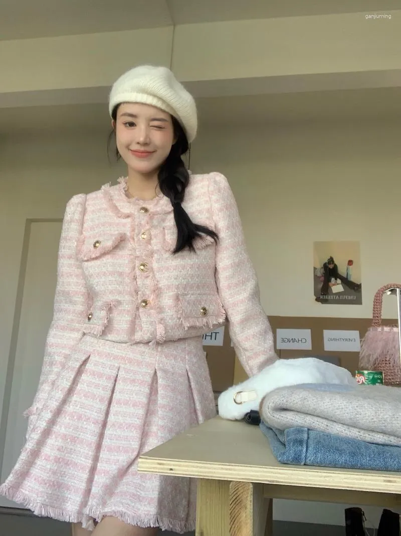 Vestes pour femmes sucrées pour les femmes Fashion Tweed Puff Sleeve Outwear Crops Tops O Neck Long Temperrament Corée COREAN CHIL VINTAGE