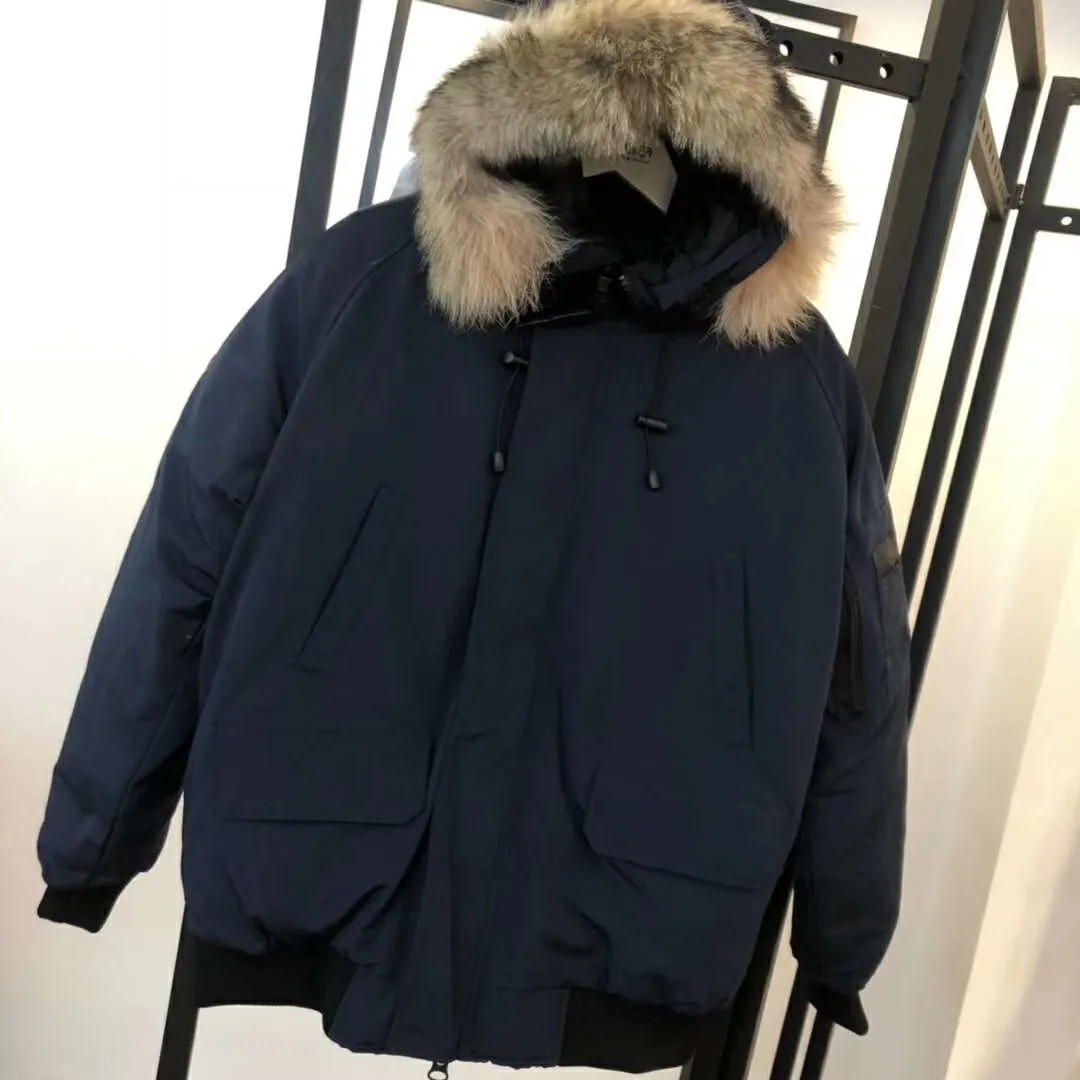 Designer pilot Wyndham parka invernale piumino cappotto esterno uomo donna Moda classica vera pelliccia di coyote vento impermeabile bianco 4AX6