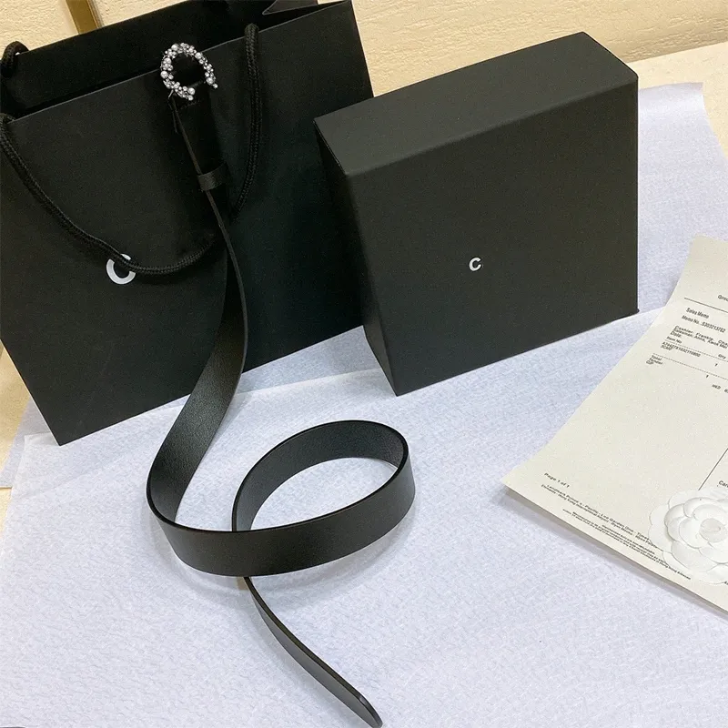 Designer Belts Womens Mens Casual Letter Smooth Buckle Luxury Belt Width 3.0cm C C belt fastener With box