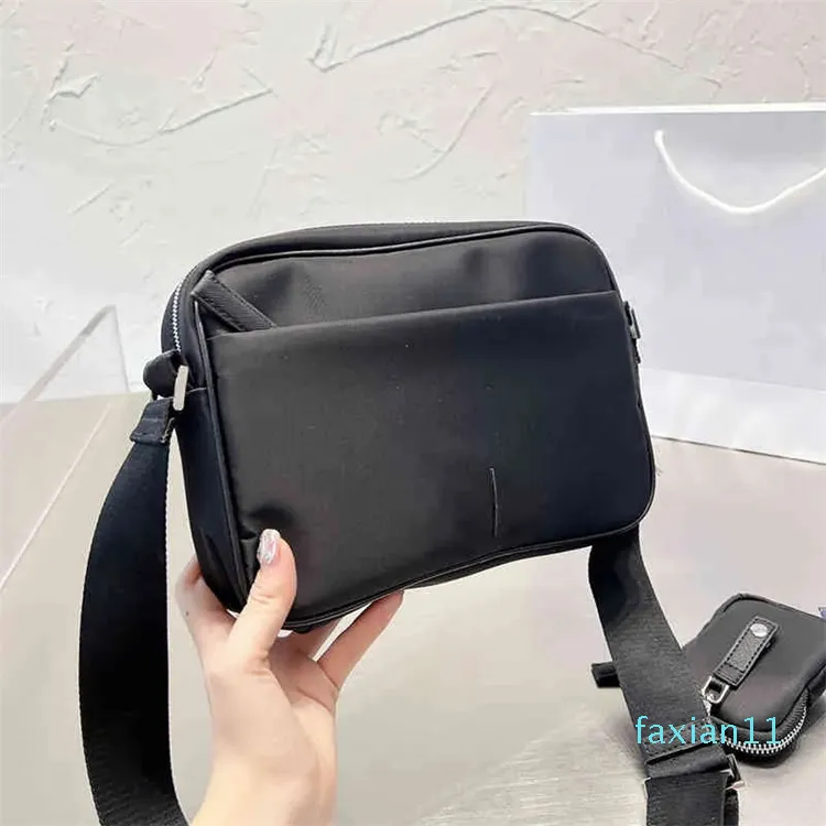 Torby nylonowe na ramię luksusowe torebki torebki Messenger Men Designer Classic 2 w 1 Tote Black Crossbody Torby Kobiet Mini torebka portfel