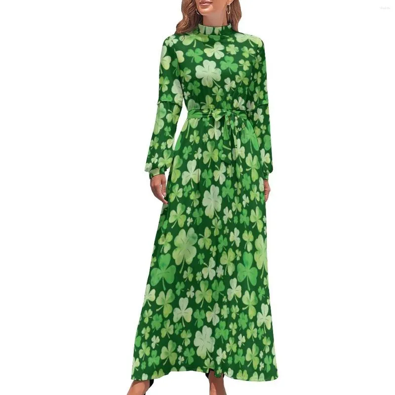 Robes décontractées St Patrick's Day Robe à manches longues Green Lucky Shamrock Elegant Maxi High Wiston Design Beach Birthday