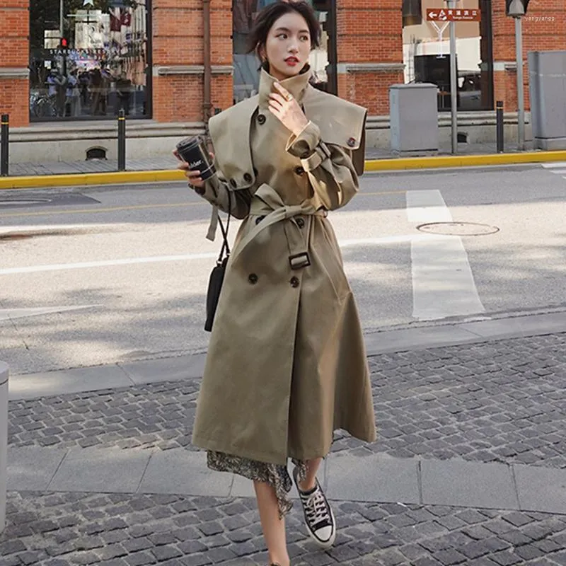 Les trenchs de femmes cols Khaki Navy pour les femmes au printemps automne de la mode coréenne double poitrine de vent