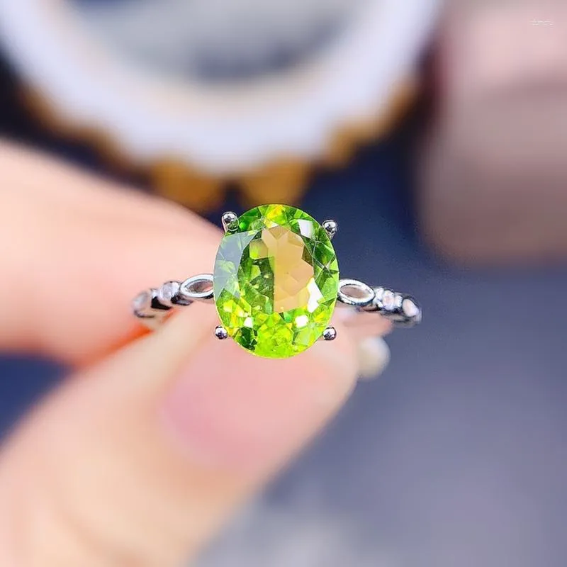 Clusterringe Natural Real Green Peridot Ovaler einfacher Ring pro Schmuck 925 Sterling Silber 8 10 mm 2.5ct Edelstein Fine J22775