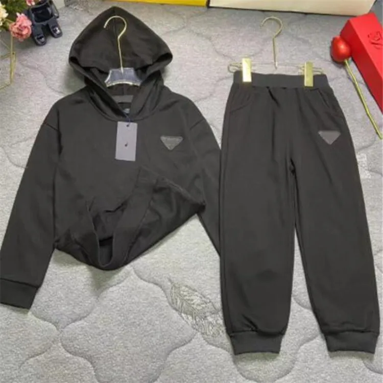 Kinder Kleidung Kleinkind Marke Sets Herbst Sportanzug Fashion Boys Mädchen Kapuze -Sweatshirts Hosen -Outfit -Anzug Kinder Tracksuit für 2pcs/Set