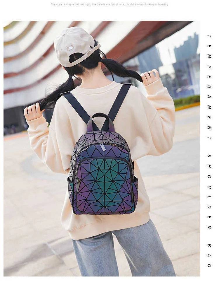 fcity.in - Geometric Backpack Holographic Luminousreflective Bag / Classic