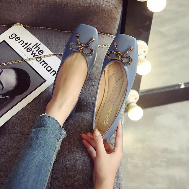 Comfortable hotsell beige flats