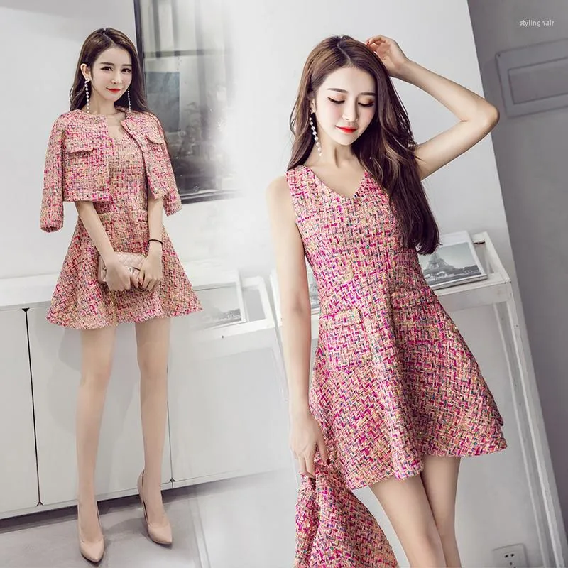 Damesjassen Koreaanse vrouwen Lurex Shinny Pink Color Tweed Woollen lange mouw korte jas en tankjurk 2 stuks Pak ol herfst