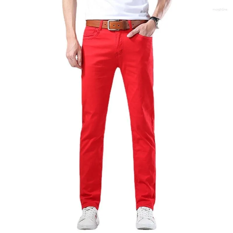 Mäns jeans 2023 Spring Slim Classic Style Straight Elasticity Cotton Denim Pants Mane Brand Wine Red Black White Trousers