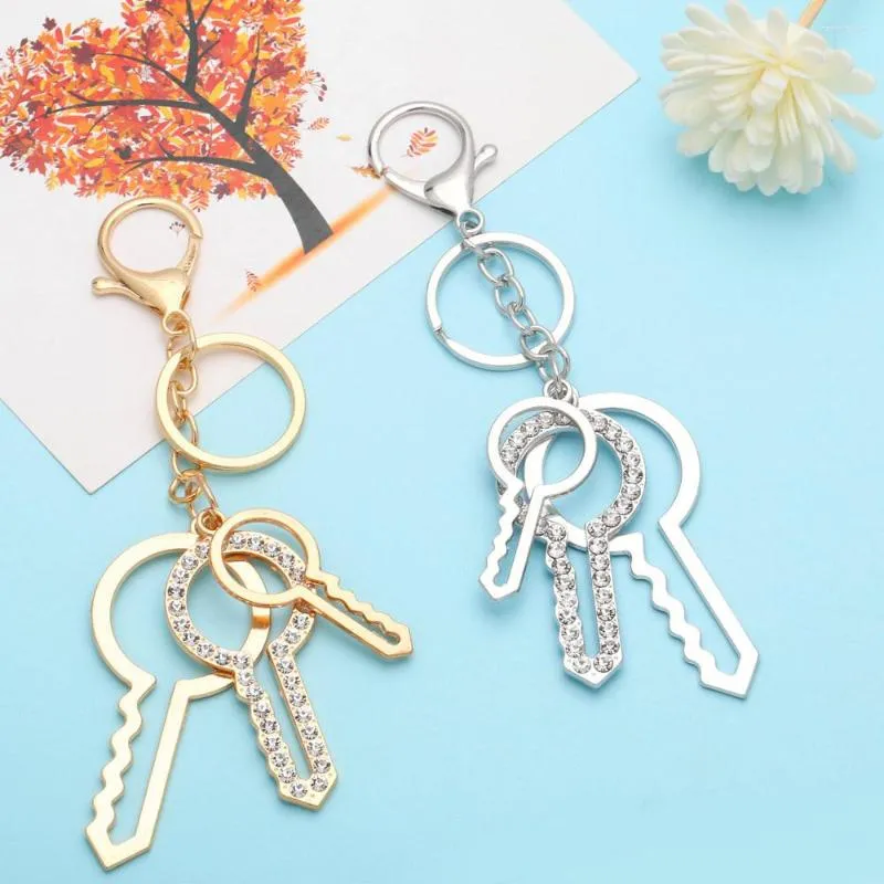 Keychains Wangaiyao Fashion Creative Keychain Unisex Niche Design Alloy Rhinestone Key Pendant Simulation Sieraden