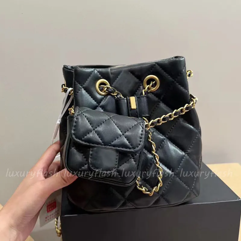 23A Designer Sac À Dos pour Femme Mode Noir En Peau De Mouton Vintage Classique Sacs À Bandoulière Dame Mini Sacs À Dos Chaîne En Or avec Porte-Monnaie