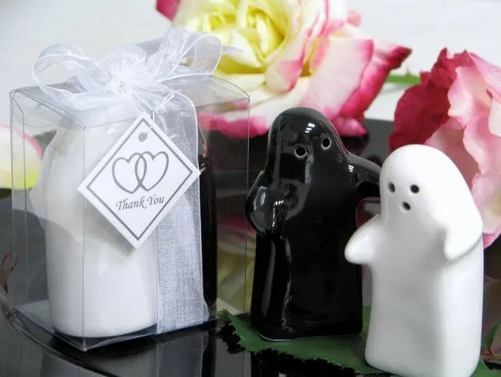 Wedding Souvenirs Gifts for Guests ceramic hugging salt and pepper shaker favors return gits 