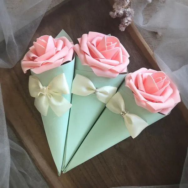 Paper Cone Shape favor holders wedding candy Boxes with Rose Flowers Bowknot Diamond 