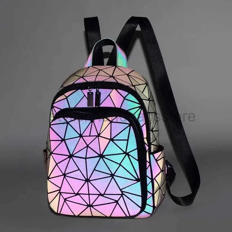 designer bag Backpack Style Women's Luminous Brand Holographic Reflection Geometry Travel Bag Folding Girls' School Shiny Backpackbackpackstylishhandbagsstore