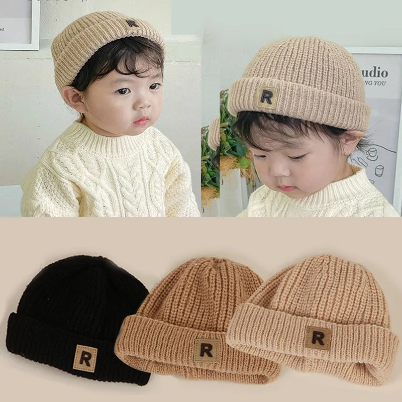 Casquettes Chapeaux Solide Lettre Bébé Tricoté Chapeau Bonnet Hiver Chaud Enfants Melon Cap Automne Toddler Garçons Filles Hip Hop 230818