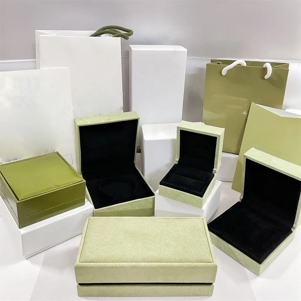 Packaging Necklace bracelet bracelet Ring earrings Packing box van & cleef Jewelry box Gift bag