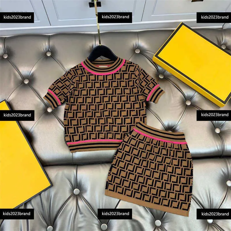 Girl Designer Skirt and Shirt Set vestiti per neonati per bambini Traccia per bambini Outfit estivo Top e gonne