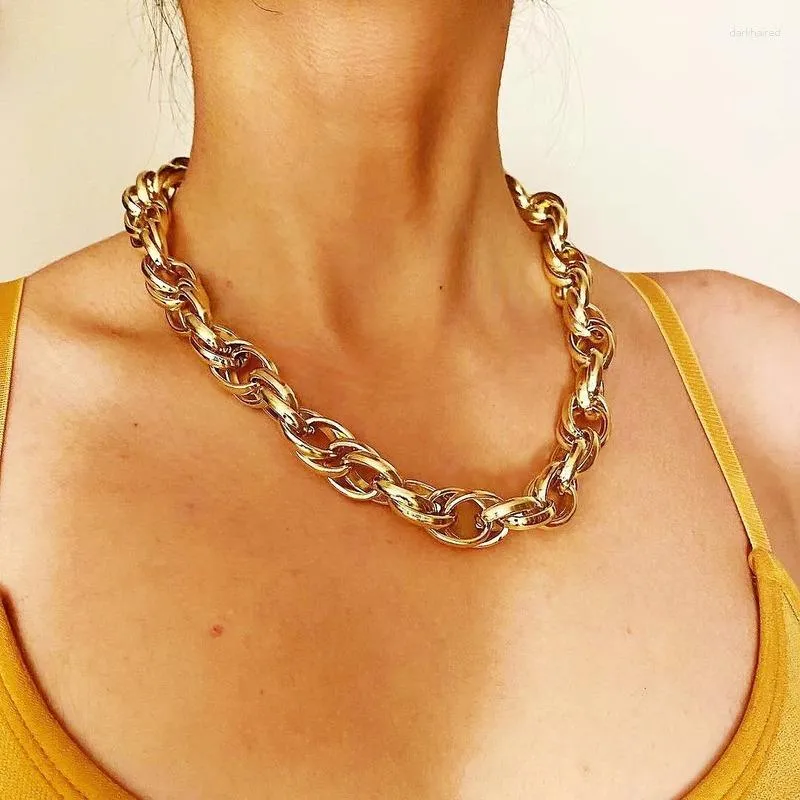 Kedjor fashoin ankomst 2023 cross twist modern choker halsband två lager runda halsband guldfärg smycken för kvinnor