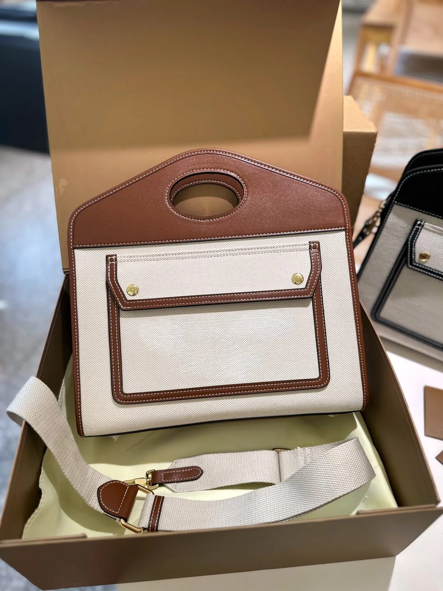 Satchel purse with crossbody strap deals