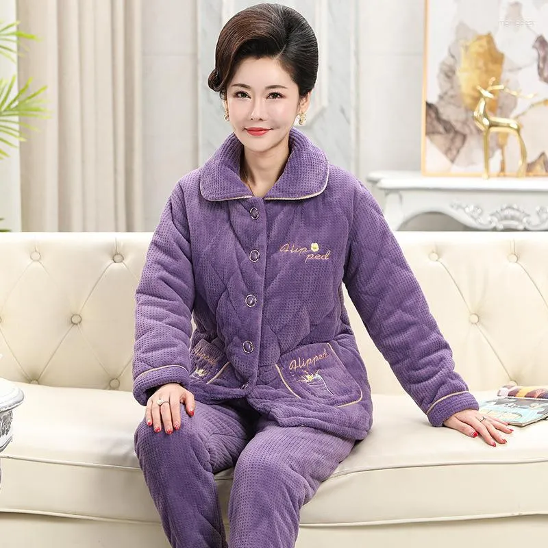 Pyjamas en velours corail pour femmes pour l'hiver Veste matelassée à trois couches Flanelle en peluche épaissie au chaud