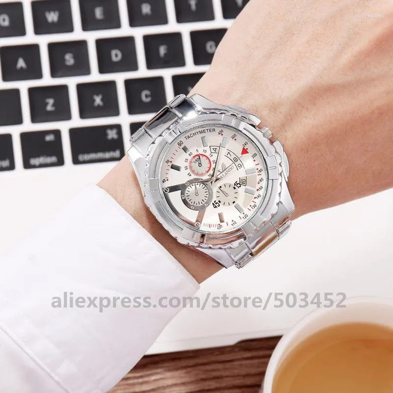 Wristwatches 100pcs/lot يبيع أورلاندو ثلاثة رجال العين مشاهدة Reloj Hombre Factory Price Cool Fashion Wrist