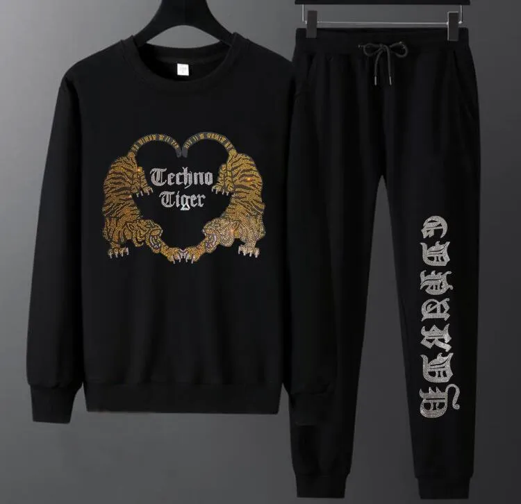 S-4XL Rhinestones Anime Grafik Erkekler Moda Klasik Klasik Sweatshirt Takım Pantolon Set Erkek Sokak Giyim Takım Seti Spor Giyim Seti