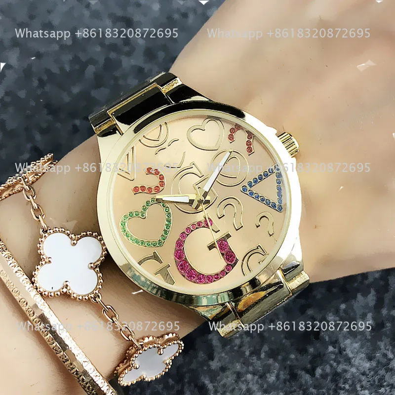 С роскошным брендом логотипа часы Watch Women Girl красочные бриллианты с большими буквами стиль металлическая стальная группа Quartz Forist Watches GS 7155