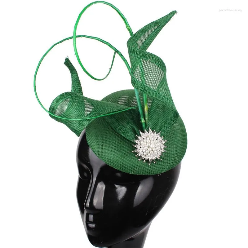 Berretti per capelli piuma Affastore Cappello Clip splendide donne Cappelli da sposa Cappelli per matrimoni Accessori Lady Bride Party Millinery